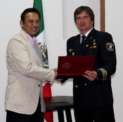 La Universidad ITUE, México, galardonó a Jaime Parejo