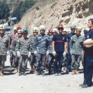 Jaime Parejo dirigiendo Brigada especializada Método Arcón de policías, militares y bomberos